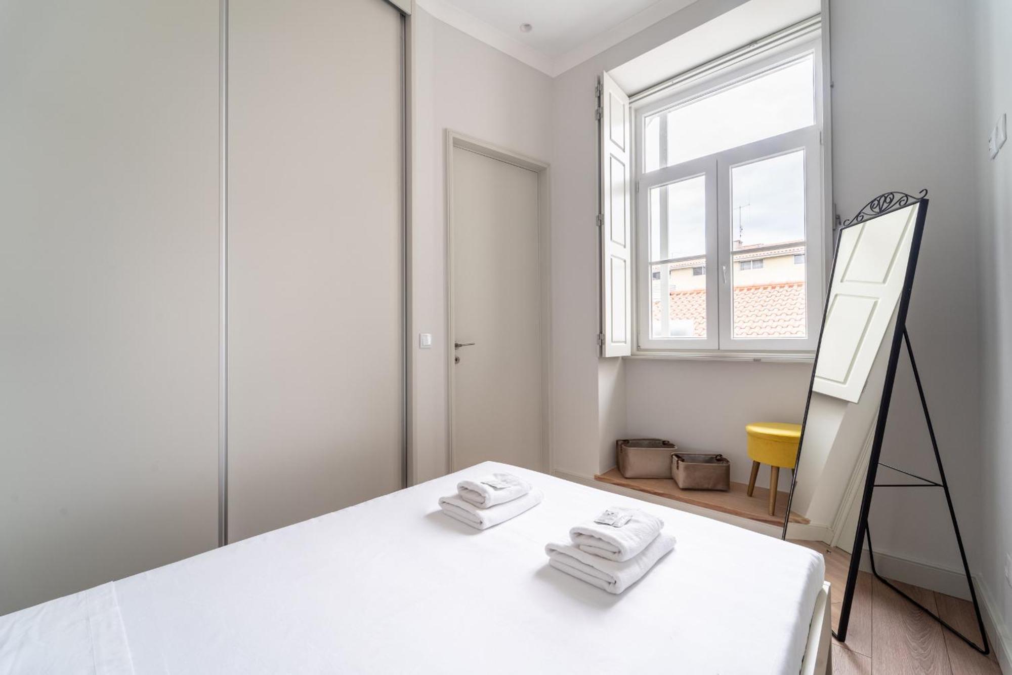 Apartment Escadaria 21 By House And People